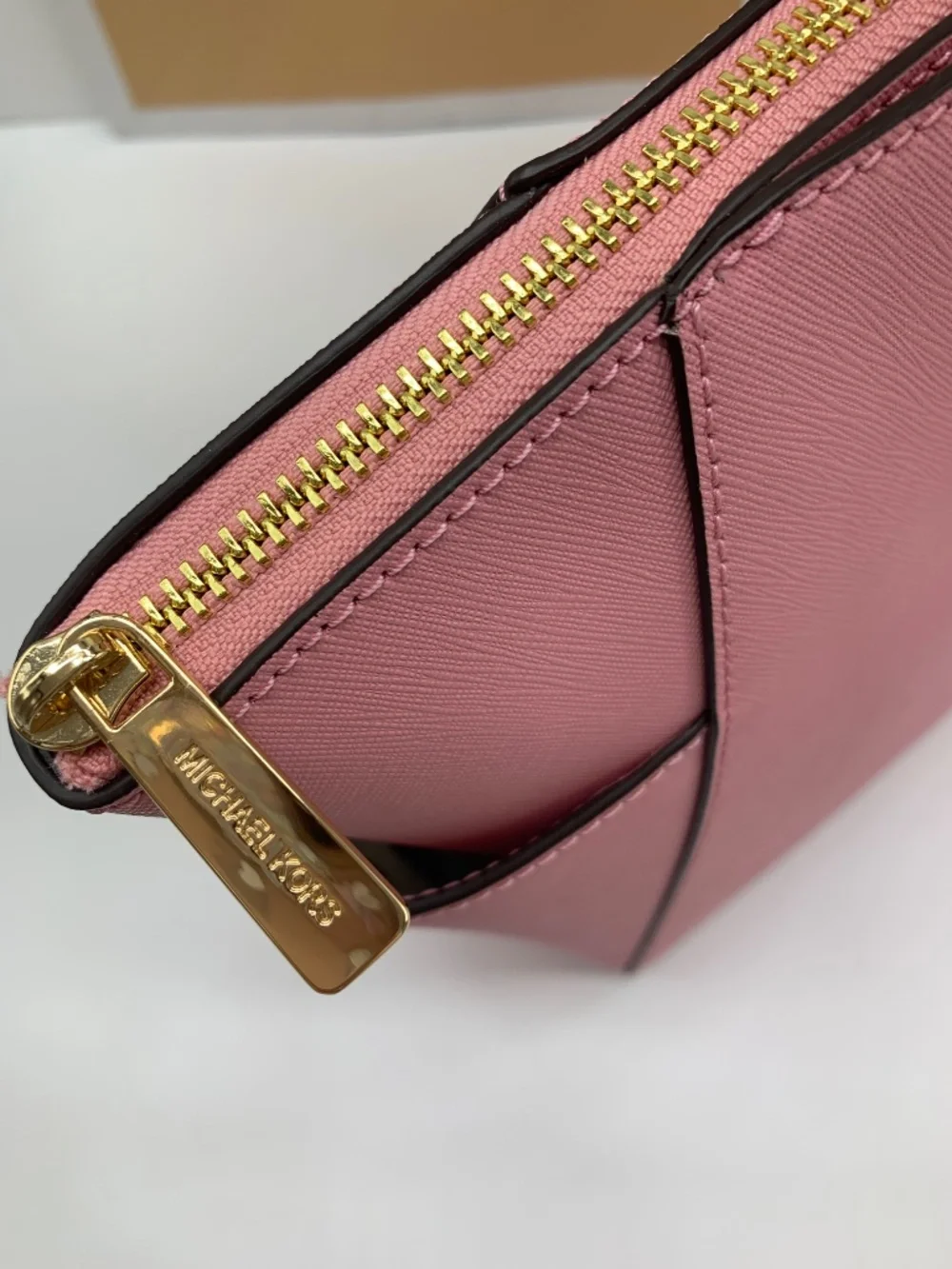 MICHAEL KORS Marilyn Medium Saffiano Leather Tote Bag